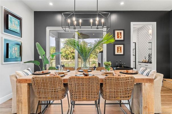 Chandelier, Dining room, Interior, Pendant Lights, Recessed Lighting, Wood Texture Flooring