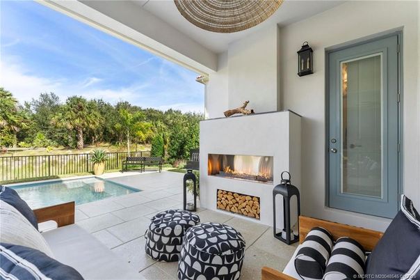 Exterior, Fireplace, Pool