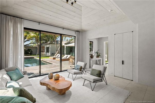 Interior, Living room, Wooden Ceilings