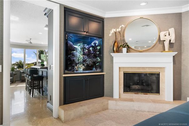 Fireplace, Interior, Recessed Lighting