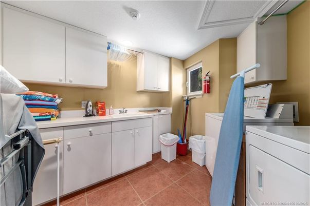 Interior, Kitchen, Washer