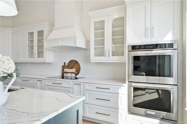 Interior, Kitchen, Stainless Steel Appliances
