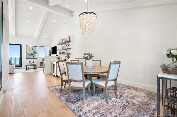 Chandelier, Dining room, Interior, Kitchen, Pendant Lights, Recessed Lighting, Wood Texture Flooring