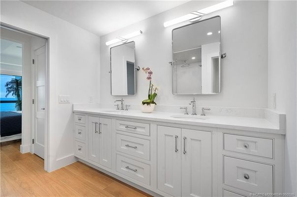 Bathroom, Dual Sink Vanities, Interior, Wood Texture Flooring