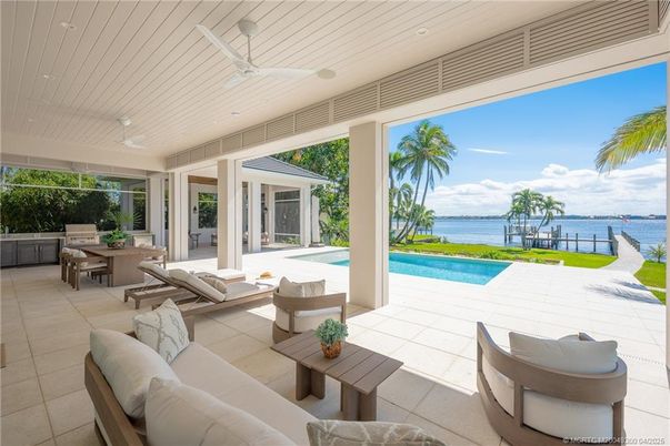 Interior, Living room, Pool, Recessed Lighting, Sun Room, Water