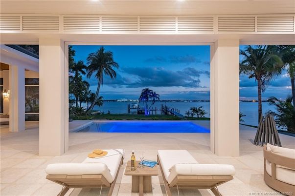 Exterior, Pool, Water