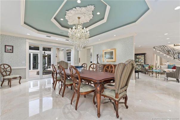 Chandelier, Dining room, Interior, Living room, Recessed Lighting