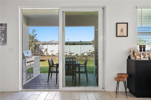 Dining room, Interior, Water