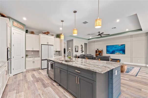 Interior, Kitchen, Pendant Lights, Recessed Lighting, Wood Texture Flooring