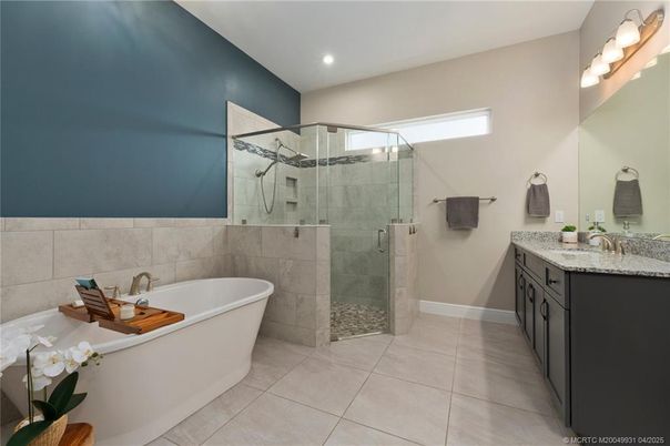 Bathroom, Free Standing Baths, Glass Shower, Interior, Recessed Lighting