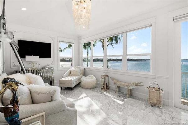 Chandelier, Interior, Living room, Marble, Recessed Lighting, Water