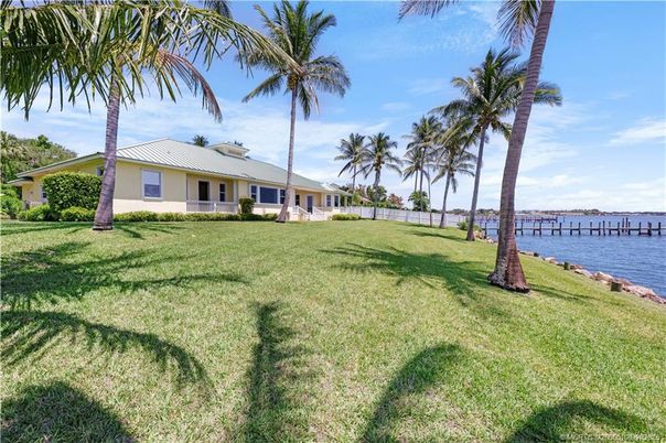 Backyard, Exterior, Lake
