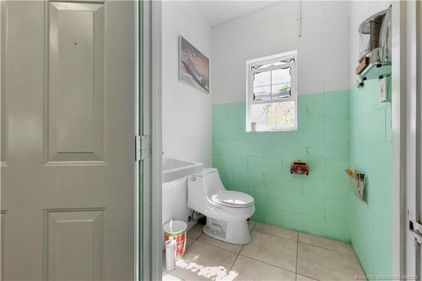 Bathroom, Interior