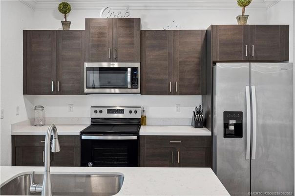 Interior, Kitchen, Stainless Steel Appliances