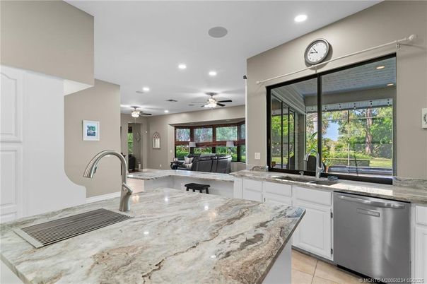 Interior, Kitchen, Recessed Lighting