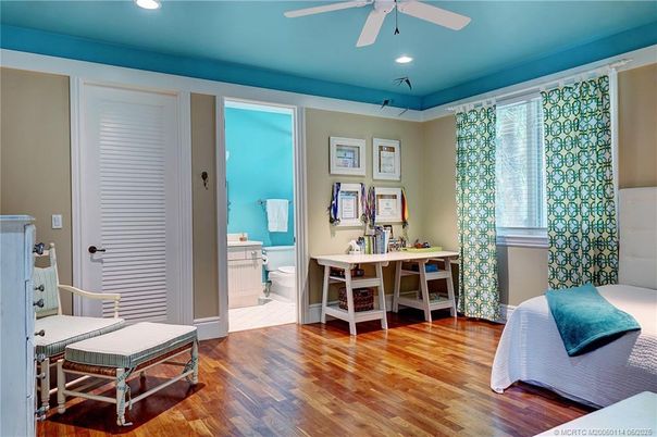 Bathroom, Home Office, Interior, Recessed Lighting, Wood Texture Flooring