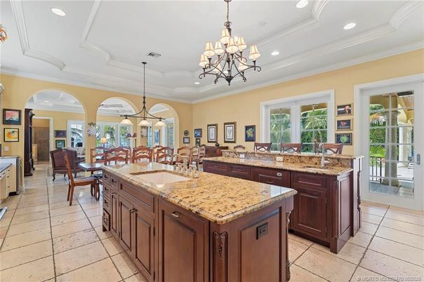 Chandelier, Dining room, Interior, Recessed Lighting