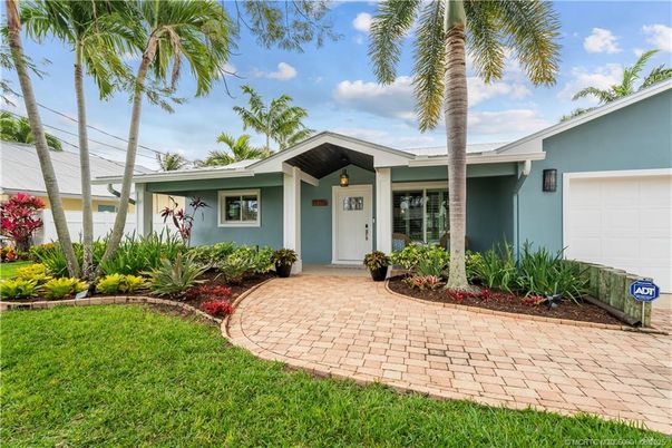 Attached, Backyard, Exterior, Facade, Ranch