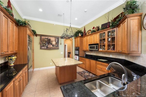Interior, Kitchen, Pendant Lights, Recessed Lighting