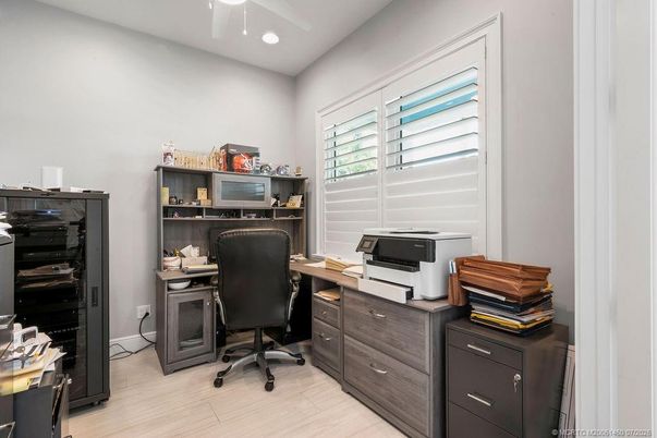 Home Office, Interior, Recessed Lighting, Wood Texture Flooring