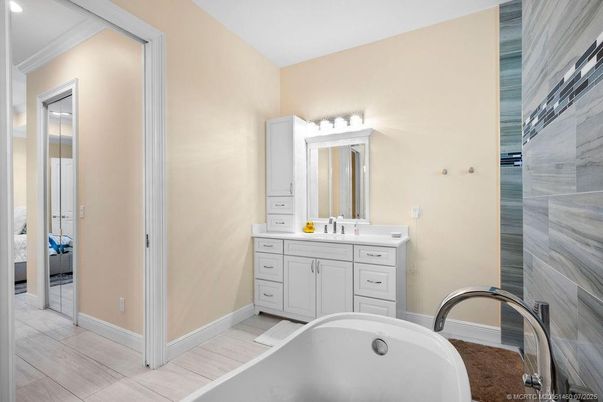 Bathroom, Interior
