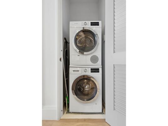 Interior, Utility Closets, Washer, Wood Texture Flooring