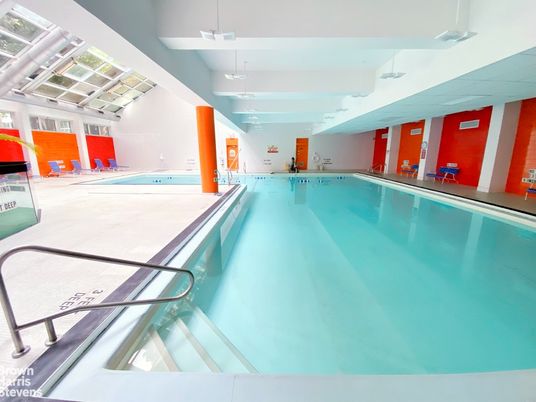 Interior, Pendant Lights, Pool