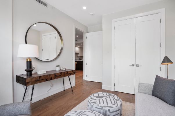 Interior, Recessed Lighting, Wood Texture Flooring