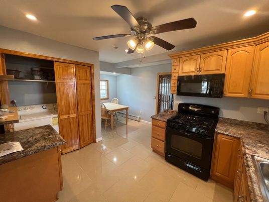 Dining room, Interior, Kitchen, Recessed Lighting