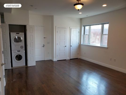 Interior, Recessed Lighting, Utility Closets, Washer, Wood Texture Flooring