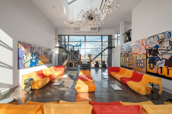 Interior, Living room, Pendant Lights, Recessed Lighting
