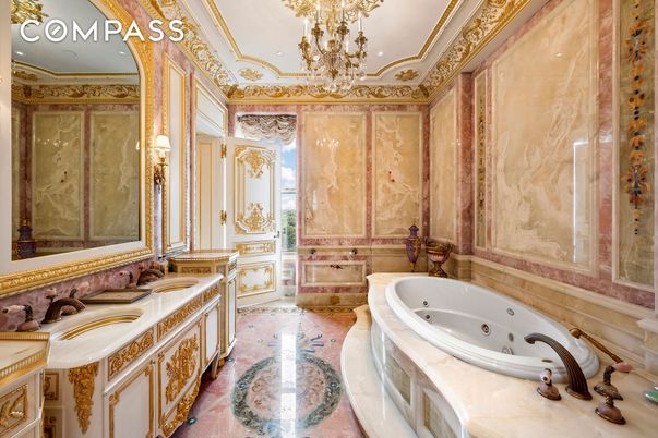 Bathroom, Chandelier, Dual Sink Vanities, Interior, Recessed Lighting