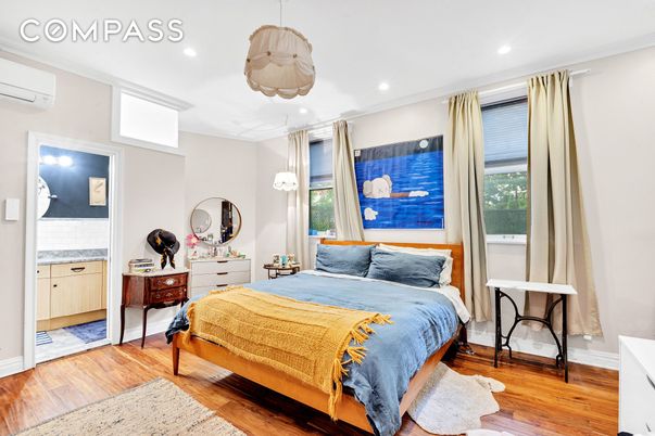 Bedroom, Interior, Pendant Lights, Recessed Lighting, Wood Texture Flooring