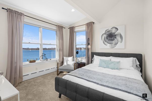 Bedroom, Interior, Recessed Lighting, Water