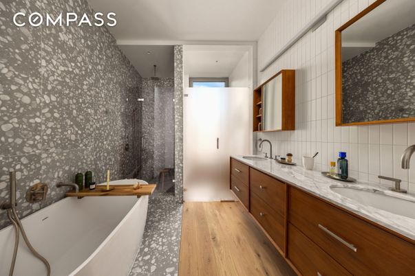 Bathroom, Dual Sink Vanities, Interior, Wood Texture Flooring