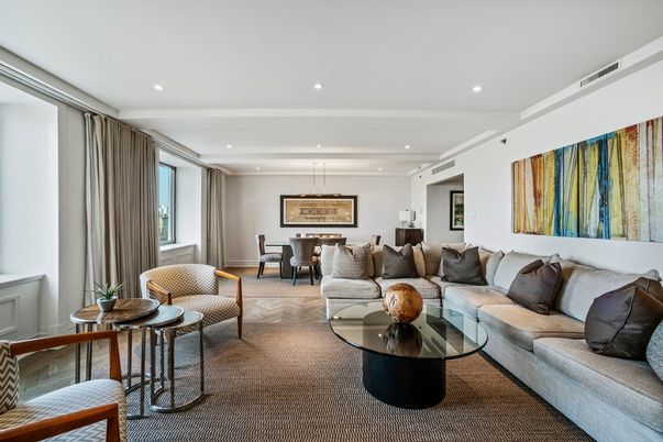 Dining room, Interior, Living room, Pendant Lights, Recessed Lighting
