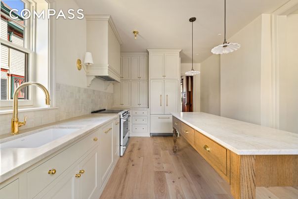 Interior, Kitchen, Pendant Lights, Wood Texture Flooring
