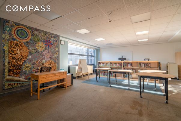 Game Room, Interior, Recessed Lighting