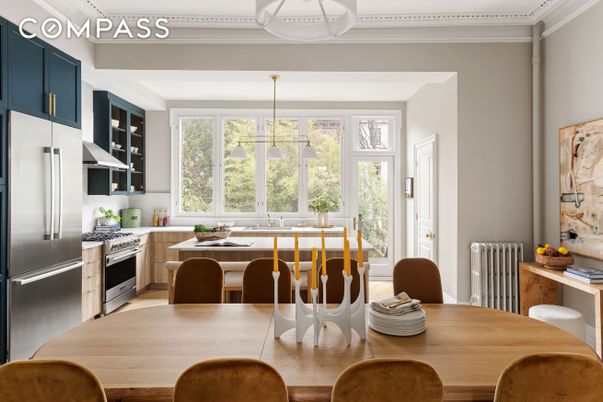 Dining room, Interior, Kitchen, Pendant Lights, Stainless Steel Appliances