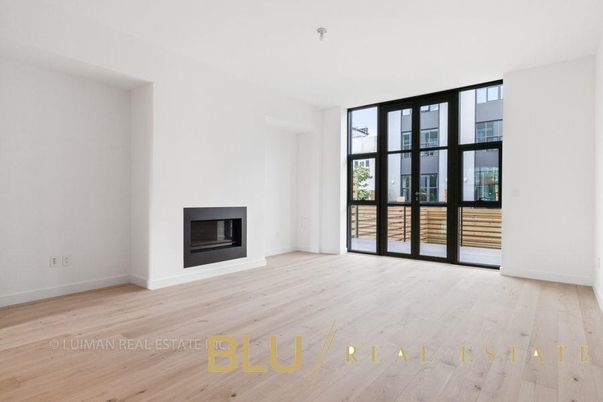 Empty room, Fireplace, Interior, Wood Texture Flooring
