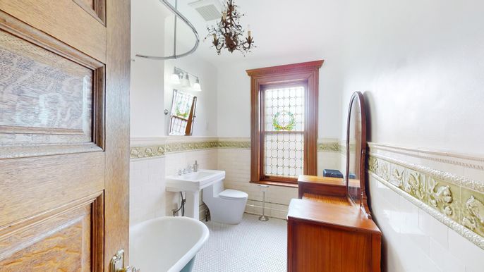 Bathroom, Free Standing Baths, Interior