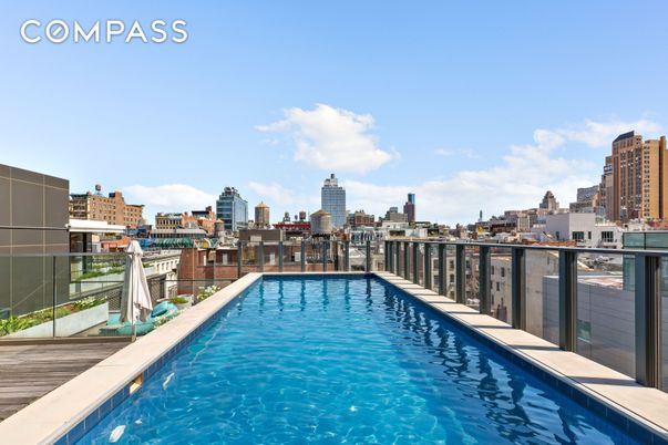 Exterior, Pool, Other