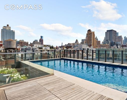 Exterior, Pool, Other, Skyline