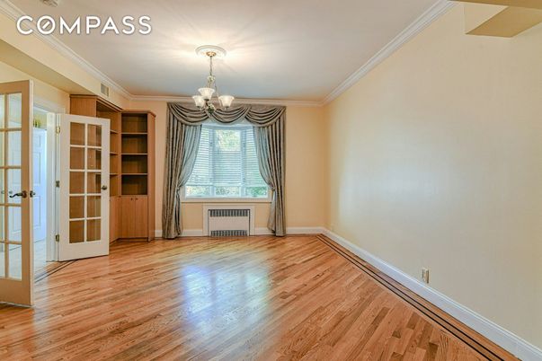 Chandelier, Empty room, Interior, Wood Texture Flooring
