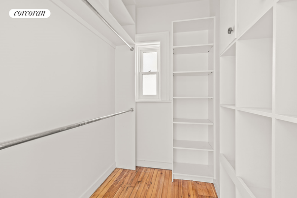 Interior, Walk-in Closets, Wood Texture Flooring