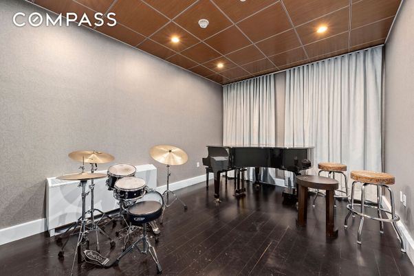 Interior, Piano, Recessed Lighting
