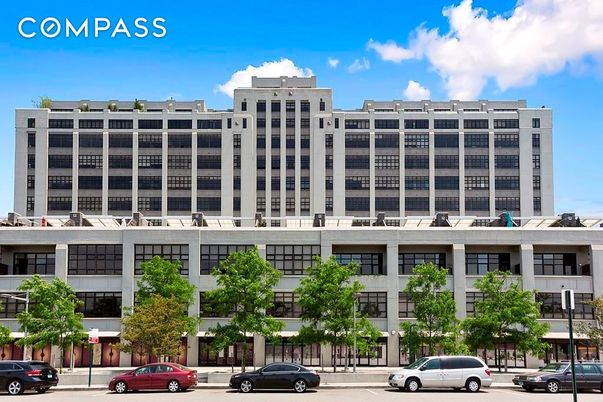 Exterior, Facade, Condo Building