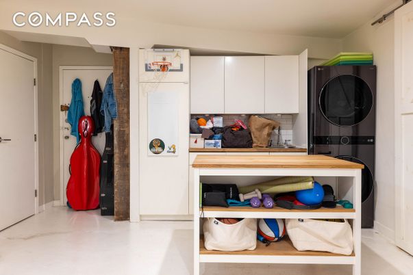 Interior, Washer
