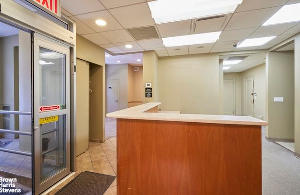 Elevator, Interior, Recessed Lighting