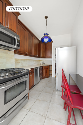 Interior, Kitchen, Pendant Lights, Stainless Steel Appliances